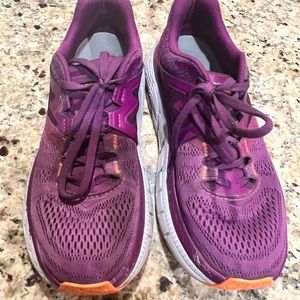Hoka size 8 shoes